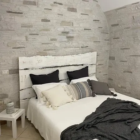 Bed & Breakfast Signorile 2*