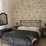 Signorile Panzió 3*